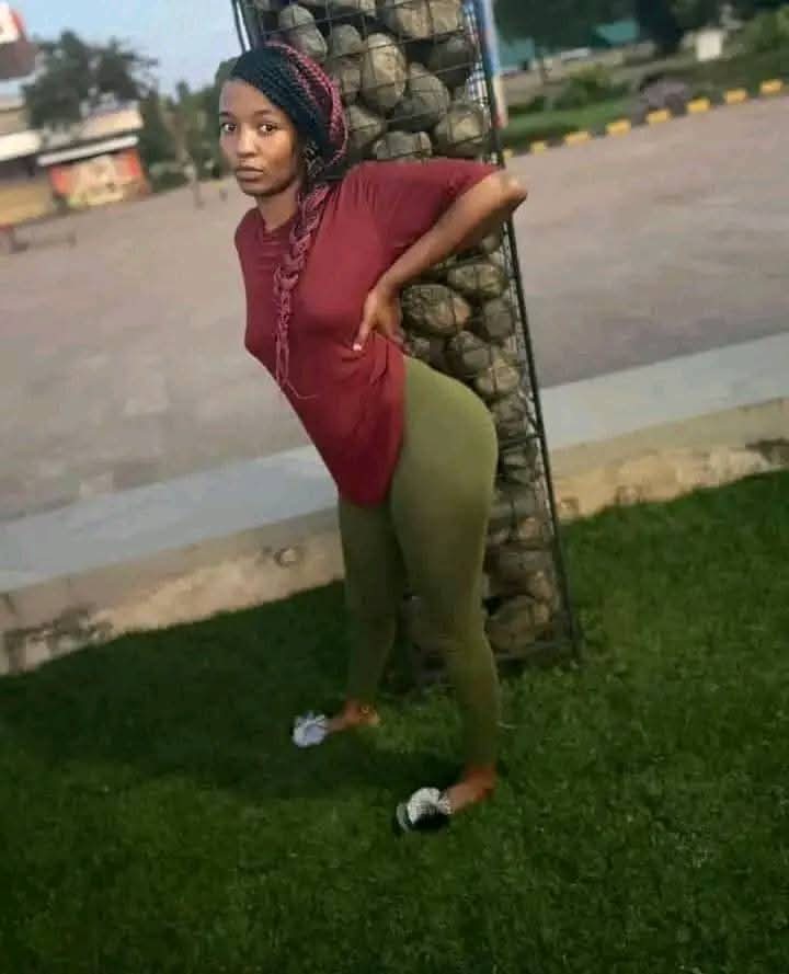 Come Online Now & Chat With This Rich Californian Sugar Mummy - She Is Ready To Spend On You