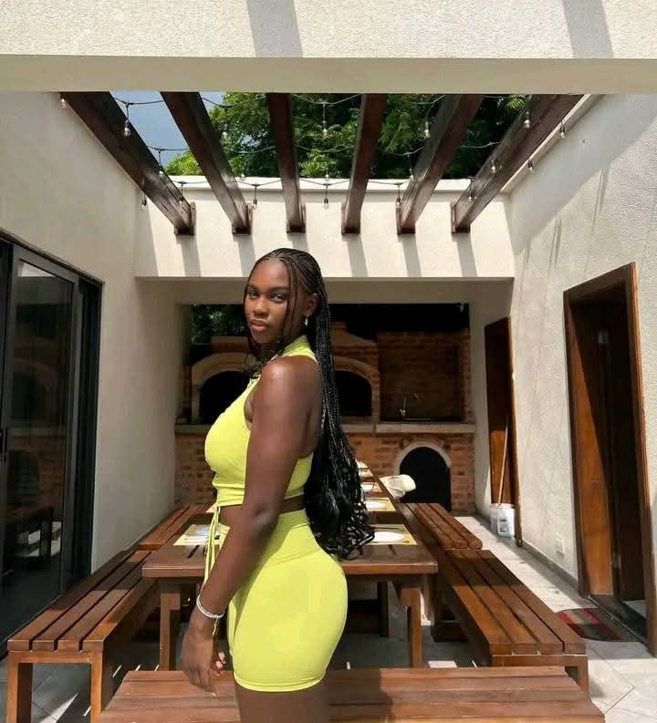 Divorced Wealthy Sugar Mama In UK Online now for a Soulmate