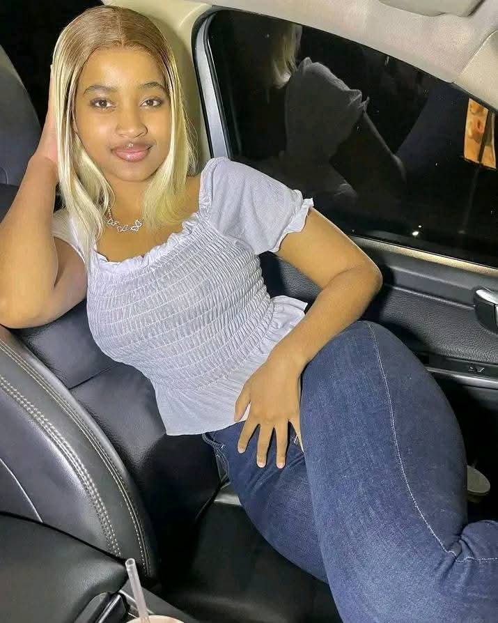 Rich Sugar Momma Ready to Meet You - Accept Connection