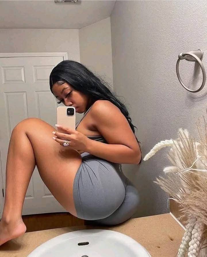 Dope Australian Sugar Mummy Is Available For Connection – She Wants Someone, Accept HER