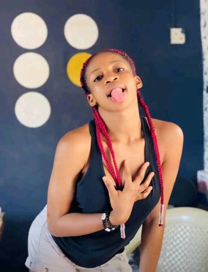 This Rich Sugar Momma In United Kingdom Needs Your Contact Details - Drop It HERE