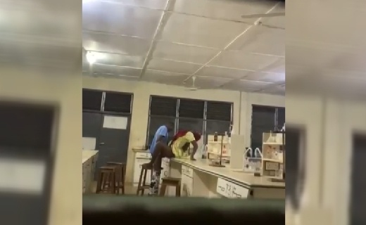 Students Caught Fucking In University Laboratory